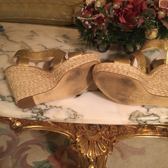 Michael Kors gold Giovanni leather espadrille wedges size 7.5 ex condition - Picture 5 of 5